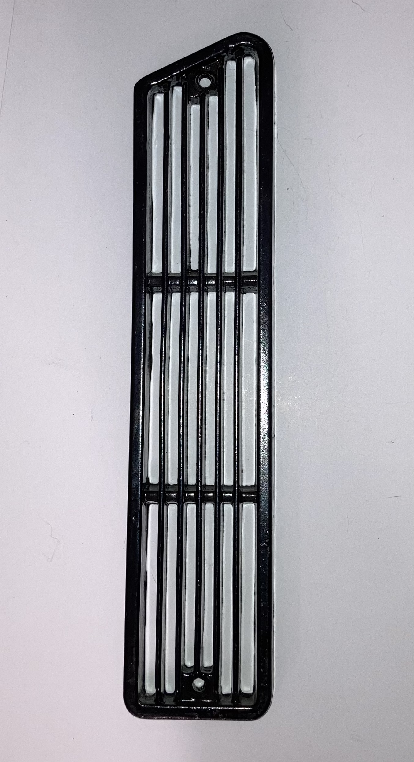 Body Air Grille - Single