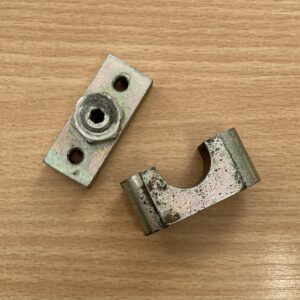 Steering Column Clamp Good Used - Sliding Type