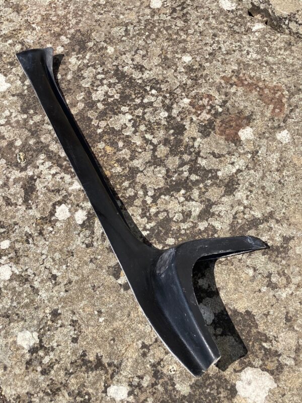 Windscreen Pillar Trim Left Hand – Fibreglass