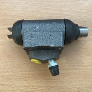 Rear Wheel Cylinder - Cortina