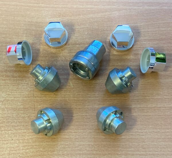 Locking Wheel Nut Set - 7/16th