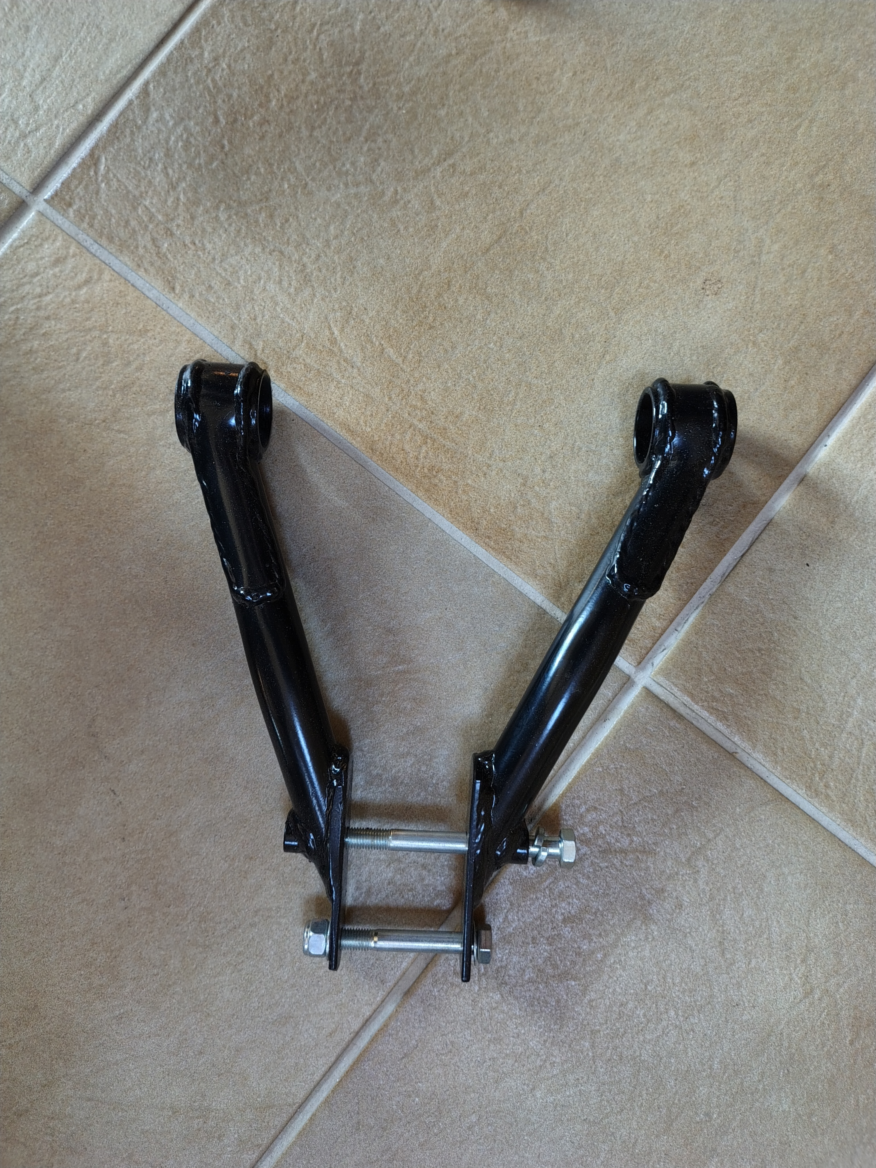 Front lower tubular wishbones SET (Spyder Design)