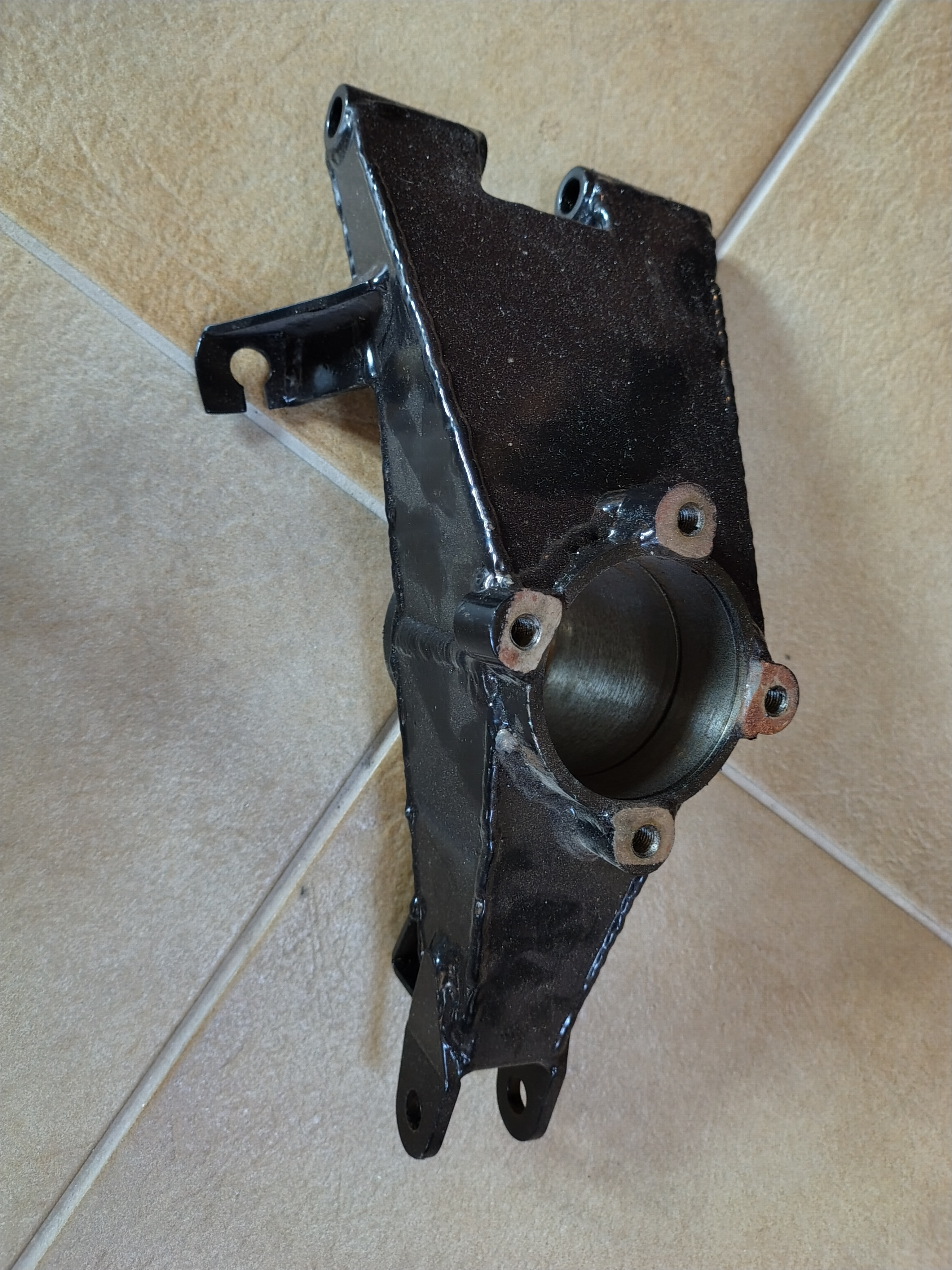 Hub carrier - RH conversion type (Spider Design)