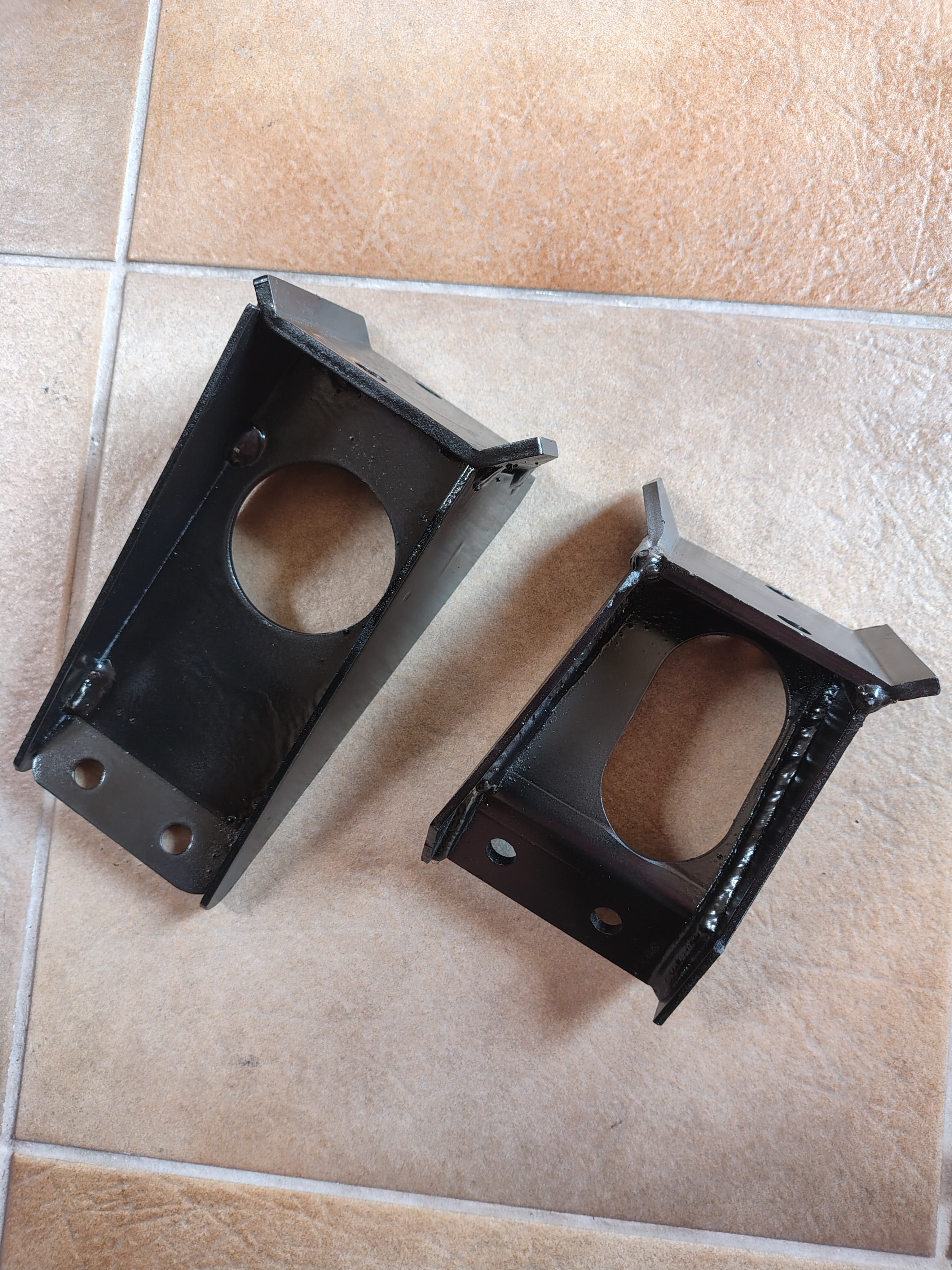 Engine mount bracket, Series 1 and 2 Europa (Spyder Design) 2 bolt engine Fitting